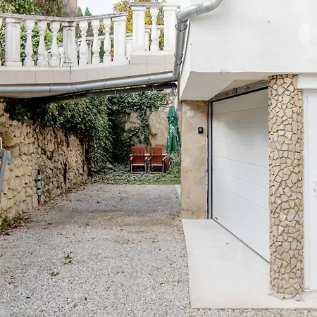 Appartamento With Terrace. 2nd Floor