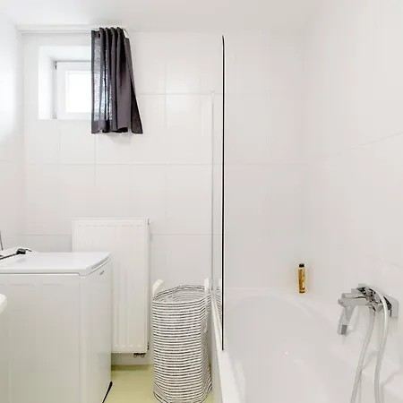 Appartamento With Terrace. 2nd Floor *